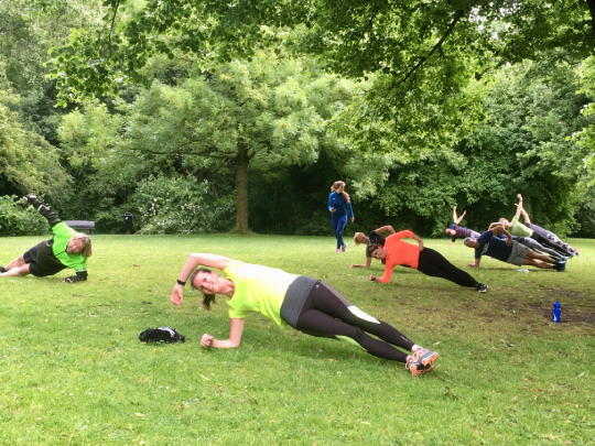 Bedrijfsbootcamp Heiloo, Alkmaar, Schoorl - FitmetDylan - sportief personeelsuitje